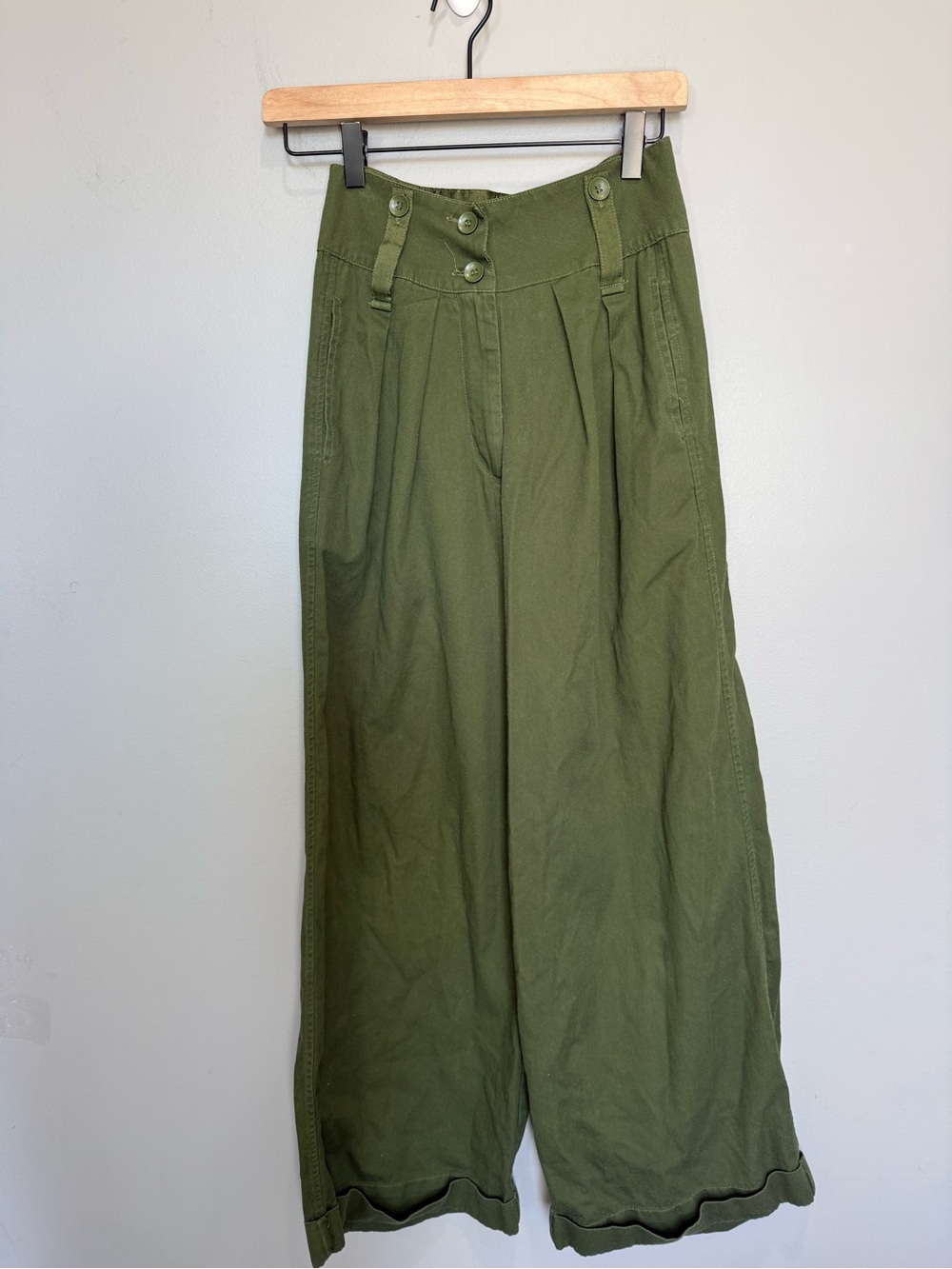 Anthropologie TINY Olive Green Wide Leg Pleated Pants XS High Rise